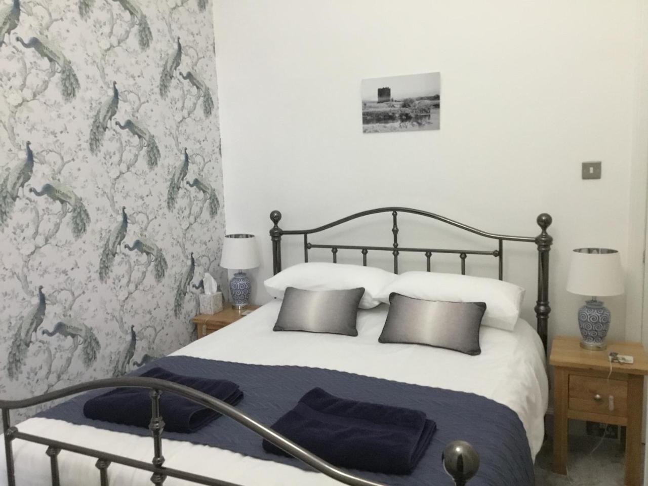 The Old Station House Bed and Breakfast Castle Douglas Esterno foto