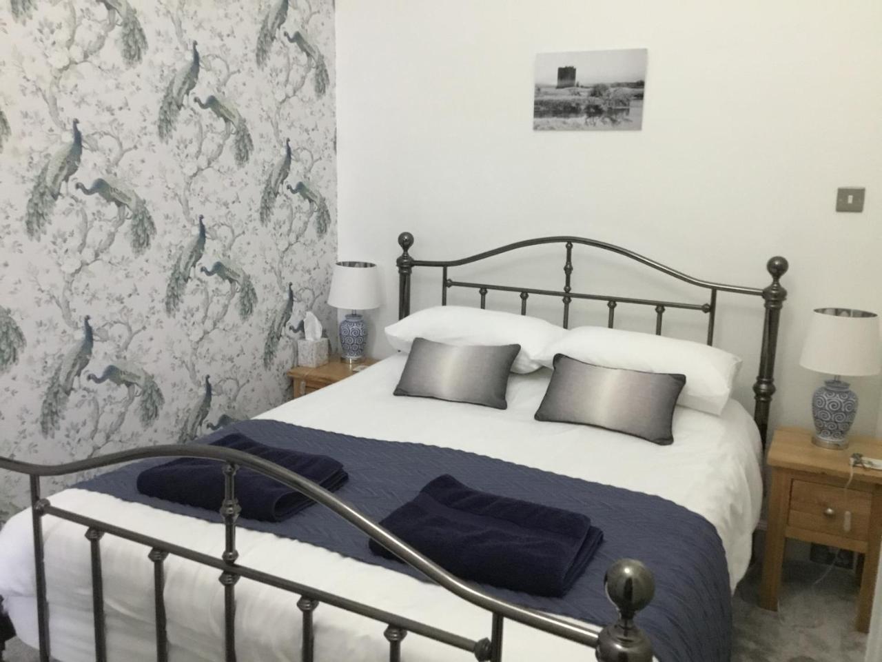 The Old Station House Bed and Breakfast Castle Douglas Esterno foto